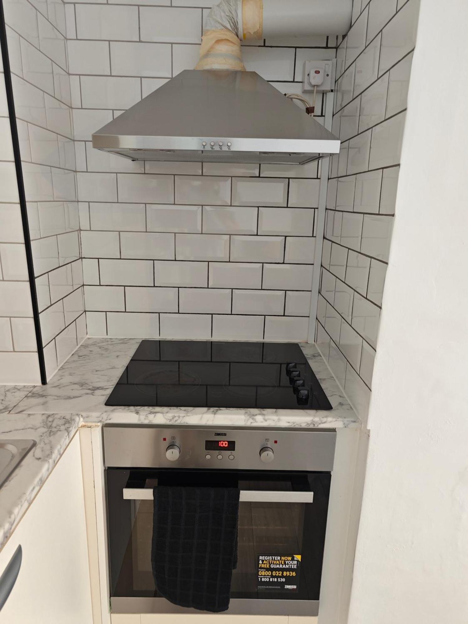 2 Bedroom 2 Bathroom Apartment In Old St - Shoreditch - Zone 1 London Exterior photo